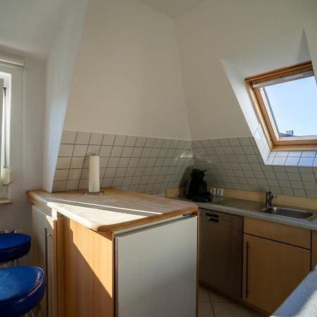 Апартаменты Fewo Reutlingen Heinestrasse Dg Экстерьер фото