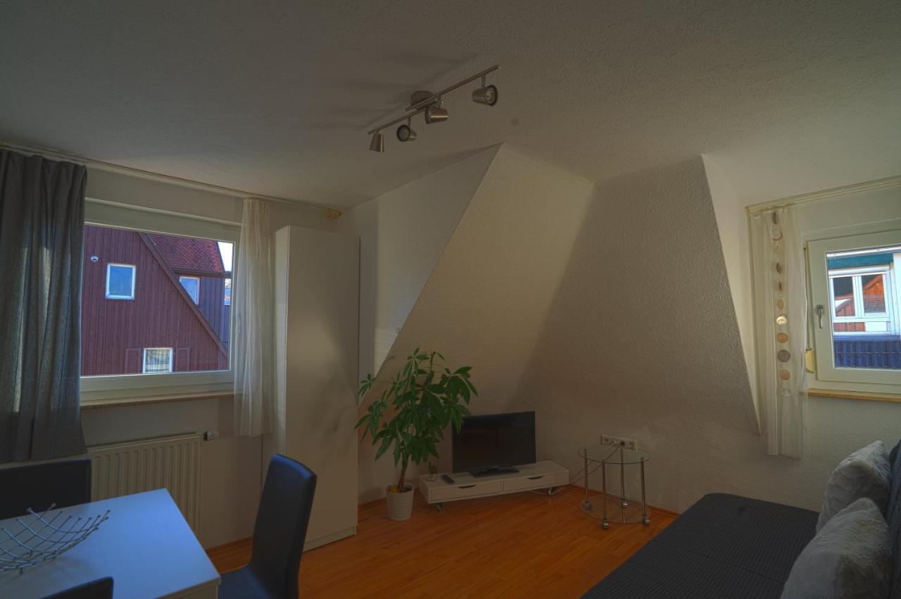 Апартаменты Fewo Reutlingen Heinestrasse Dg Экстерьер фото